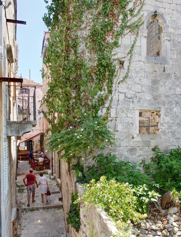 White House Apartments Korčula Rum bild