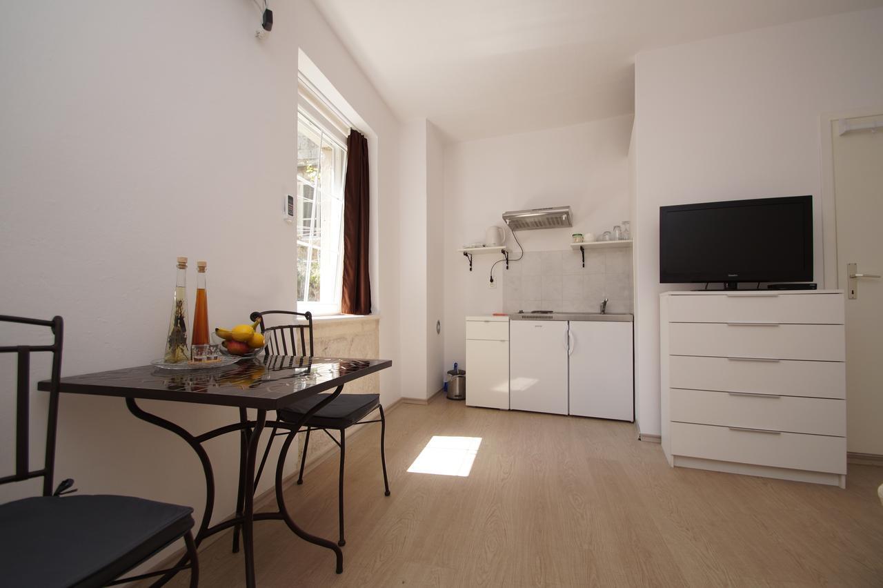 White House Apartments Korčula Exteriör bild