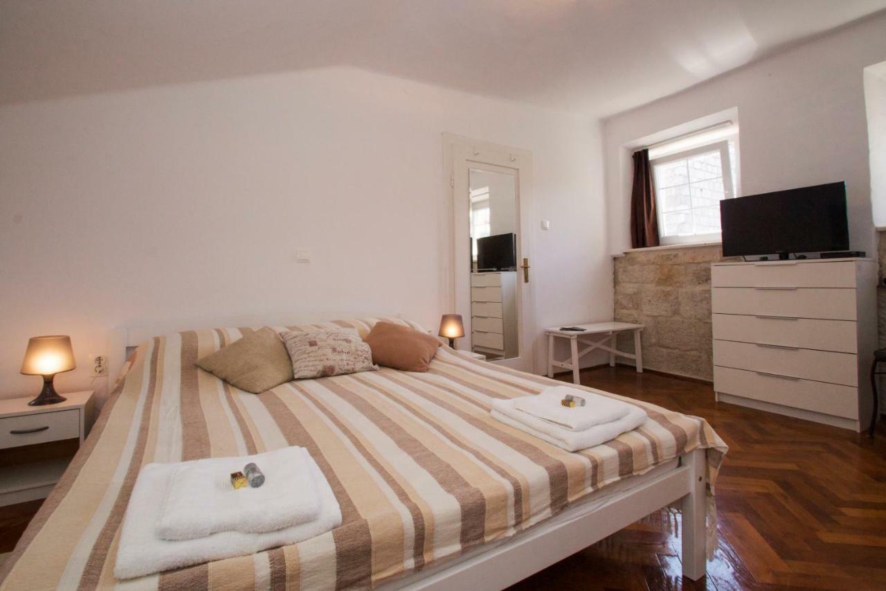 White House Apartments Korčula Exteriör bild